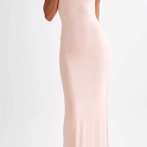 claire satin drape back maxi dress with split - green Nala Green Asymmetric Maxi Dress With Split – Club L London main image 0